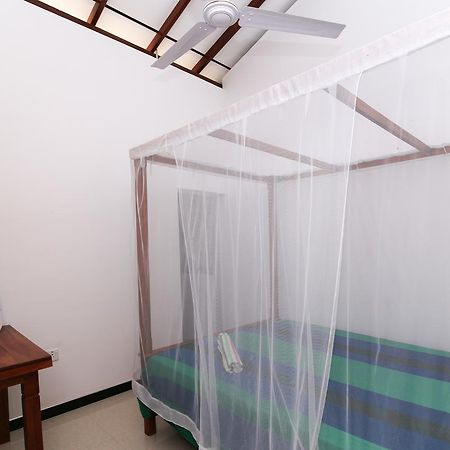Surf Bay House Hotel Dikwella Phòng bức ảnh